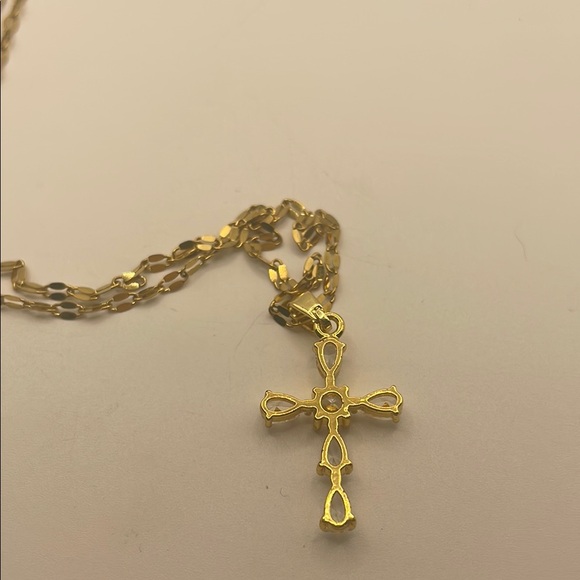 Elegant Gold and Crystal Cross Pendant Necklace - Picture 5 of 9